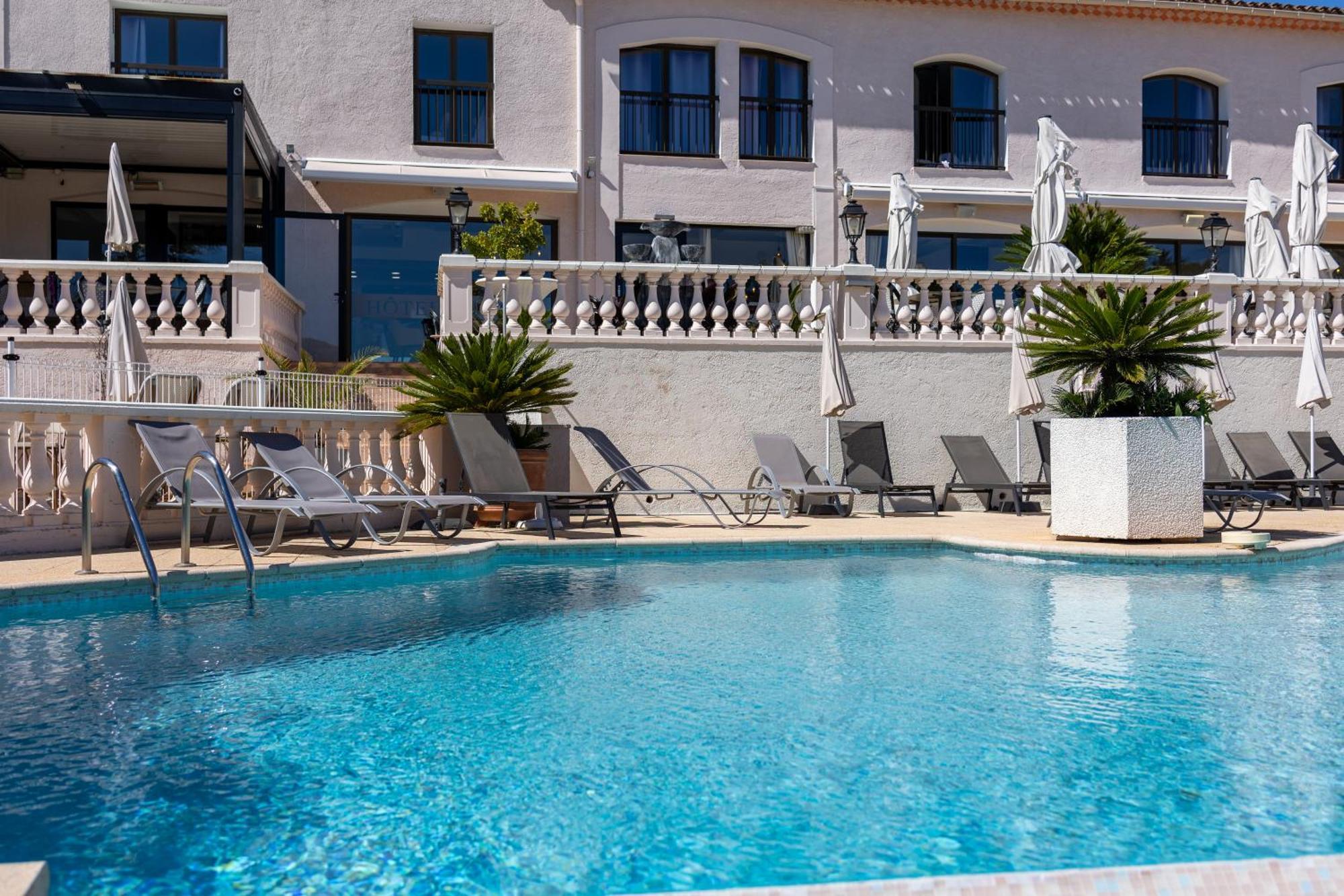 Hotel & Restaurant Perla Riviera Villeneuve-Loubet Exteriér fotografie