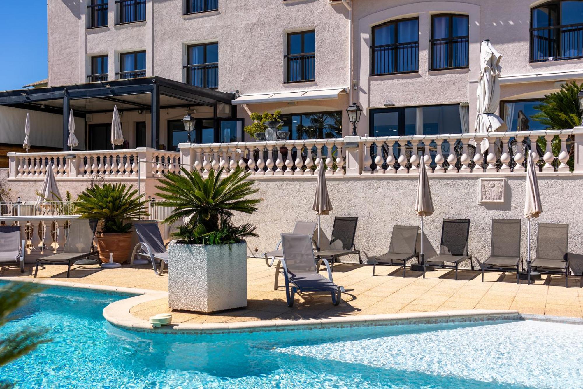 Hotel & Restaurant Perla Riviera Villeneuve-Loubet Exteriér fotografie